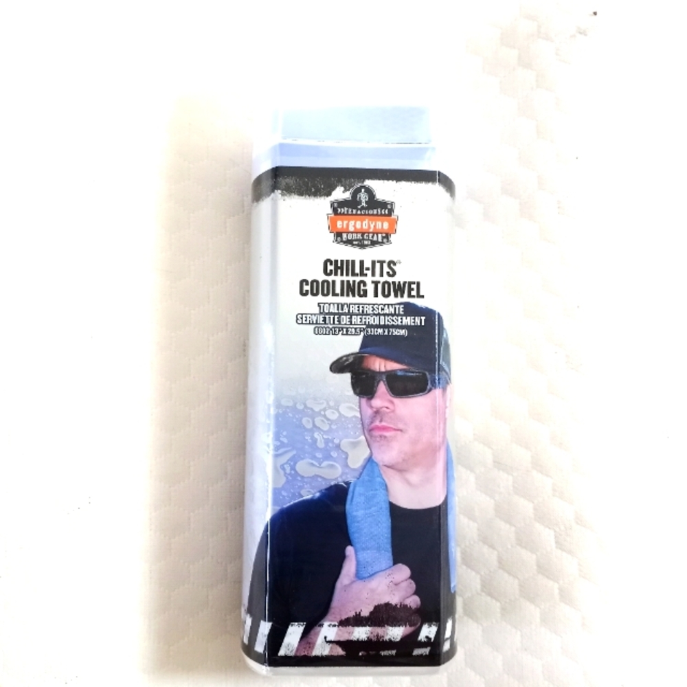 Cooling towel 13"×29.5" color blue